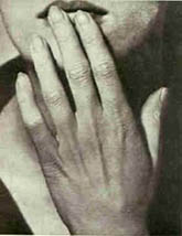 <strong>MAN RAY</strong>